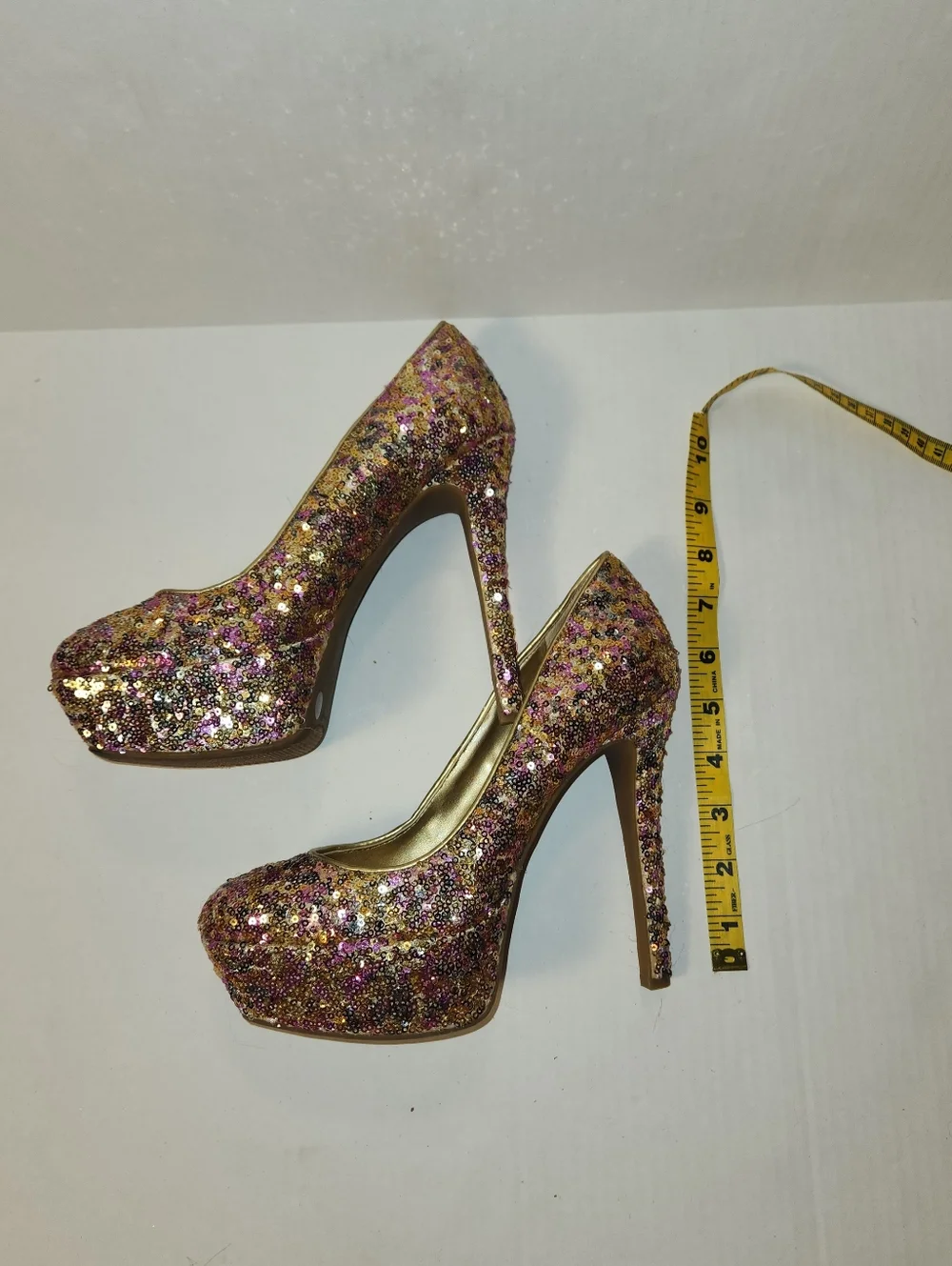 Jessica Simpson Devin 2 Pink Rose Gold Sequin Platform High Heel Pumps 8 EUC